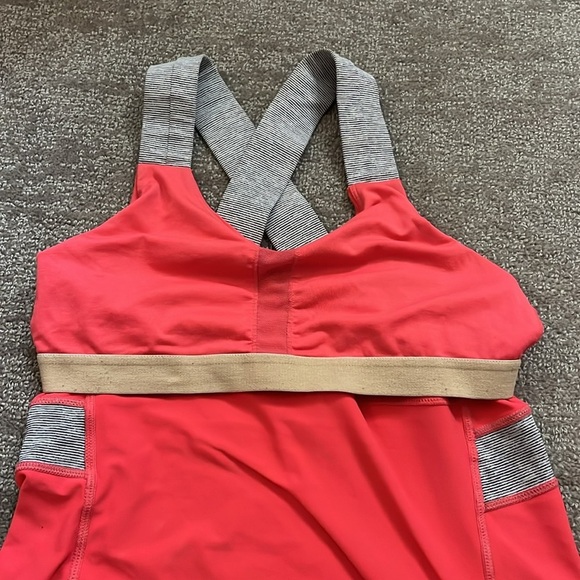 Lululemon Push Your Limits Tank Size 6 - Picture 5 of 6